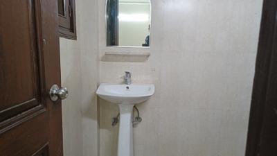 Image of 1600 Sq.ft 3 BHK Builder Floor for rent in Kailash Colony, New Delhi for Rs. 80000