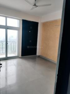 Bedroom Image of 1500 Sq.ft 3.5 BHK Apartment / Flat for sale in Amrapali Zodiac, Sector 120 Noida for Rs. 13500000