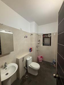 Bathroom Image of 2152 Sq.ft 4.5 BHK Apartment / Flat for sale in SKDJ Parnasree Green Heights, Parnasree Pally Kolkata for Rs. 15000000
