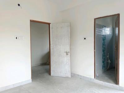 Bedroom Image of 760 Sq.ft 2 BHK Builder Floor for rent in Baghajatin Kolkata for Rs. 12700