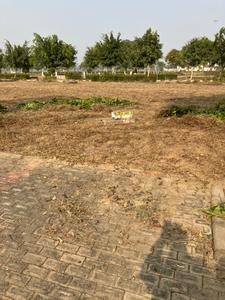 Image of 900 Sq.ft Residential Plot / Land for sale in Sector 22, Noida for Rs. 7500000