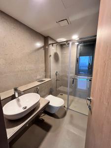 Bathroom Image of 2000 Sq.ft 4 BHK Apartment / Flat for sale in Lodha Aura, Sion Mumbai for Rs. 70700000