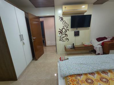 Bedroom Image of 3150 Sq.ft 4 BHK Apartment / Flat for sale in Sheladia Pushkar Apartments, Bodakdev Ahmedabad for Rs. 30000000