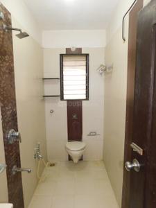 Bathroom Image of 1600 Sq.ft 3 BHK Apartment / Flat for rent in Prime Rose Apartment, Andheri West Mumbai for Rs. 120000