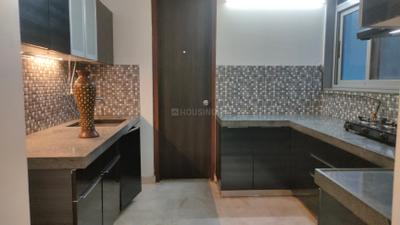 Kitchen Image of 1700 Sq.ft 3 BHK Apartment / Flat for sale in Amanora Gateway Towers, Hadapsar Pune for Rs. 32000000