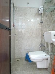 Common Bathroom Image of 585 Sq.ft 1 BHK Apartment / Flat for sale in Raunak Heights H2 And H3, Kasarvadavali Thane for Rs. 5500000
