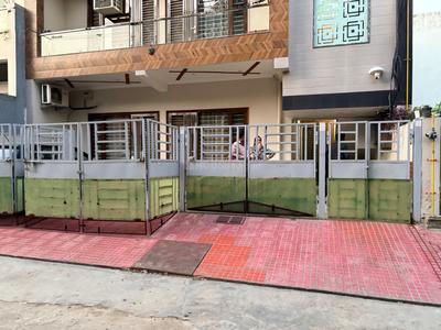 Image of 2153 Sq.ft 4 BHK Builder Floor for sale in Govindpuram, Ghaziabad for Rs. 15000000