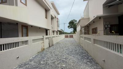 Image of 3000 Sq.ft 4 BHK Independent House for sale in Kakkanad, Kochi for Rs. 18300000