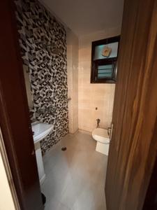 Bathroom Image of 700 Sq.ft 2 BHK Apartment / Flat for sale in Uttam Nagar New Delhi for Rs. 3100000