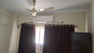 Bedroom Image of 650 Sq.ft 1 BHK Apartment / Flat for sale in Godrej Garden City, Jagatpur Ahmedabad for Rs. 3900000