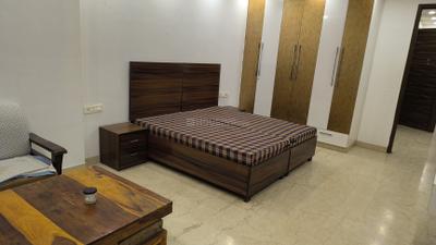Bedroom Image of 2700 Sq.ft 4 BHK Builder Floor for rent in Sector 43 Gurgaon for Rs. 90000