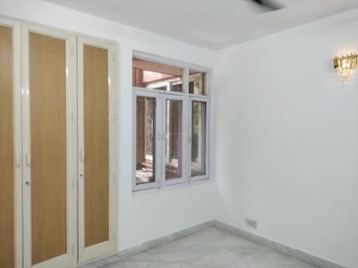 Bedroom Image of 2400 Sq.ft 4 BHK Apartment / Flat for sale in Navin Residency, Sector 5 Dwarka New Delhi for Rs. 32500000