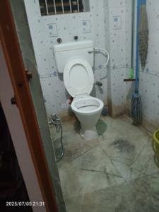 Bathroom Image of 800 Sq.ft 2 BHK Apartment / Flat for sale in Garfa Kolkata for Rs. 3500000