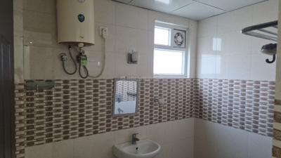 Bathroom Image of 770 Sq.ft 1 BHK Apartment / Flat for rent in Avenue Jewel Residency, Niranjanpur, Dehradun, Niranjanpur Dehradun for Rs. 17500