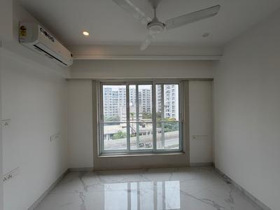 Bedroom Image of 1200 Sq.ft 2 BHK Apartment / Flat for rent in Elegant Navratnamala CHS, Santacruz East Mumbai for Rs. 100000