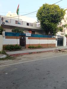 Image of 3217 Sq.ft 5 BHK Independent House for sale in Aliganj, Lucknow for Rs. 30000000