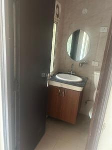 Bathroom Image of 1114 Sq.ft 2.5 BHK Apartment / Flat for sale in Nimbus Express Park View 2, Chi V Greater Noida for Rs. 8600000