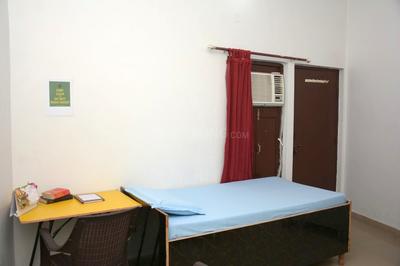 Bedroom Image of Zokr Mantra PG in Phase 2, Noida