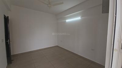 Bedroom Image of 1995 Sq.ft 3.5 BHK Apartment / Flat for sale in Gulshan Ikebana, Sector 143 Noida for Rs. 32000000