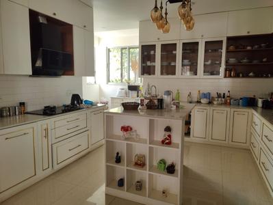 Kitchen Image of 4800 Sq.ft 4 BHK Villa for rent in Hiranandani Villas, Chikkasanne Bengaluru for Rs. 200000