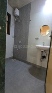 Bathroom Image of 500 Sq.ft 1 BHK Apartment / Flat for rent in Godrej Prime, Chembur Mumbai for Rs. 46000