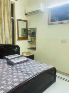 Bedroom Image of 2500 Sq.ft 4 BHK Builder Floor for rent in Raja Park Jaipur for Rs. 50000