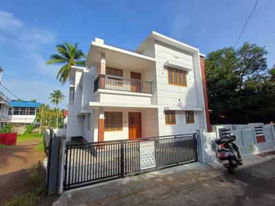 Image of 2500 Sq.ft 4 BHK Villa for sale in Kolazhy, Thrissur for Rs. 11000000