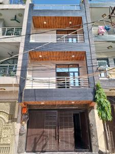 5 BHK Independent House