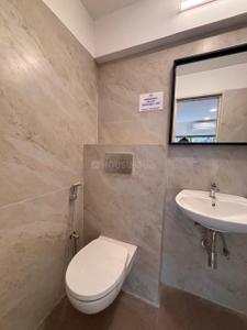 Bathroom Image of 1459 Sq.ft 3 BHK Apartment / Flat for sale in Gurukrupa Alaknanda, Juhu Mumbai for Rs. 87500000