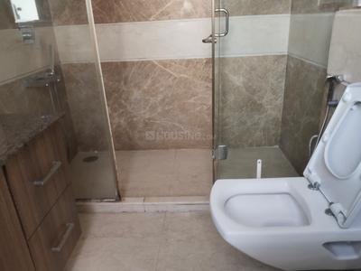 Bathroom Image of 1620 Sq.ft 3 BHK Builder Floor for sale in DDA RWA East Of Kailash DDA Flats, East Of Kailash New Delhi for Rs. 55000000
