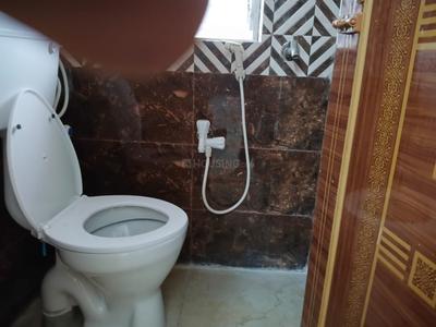 Bathroom Image of 1200 Sq.ft 2 BHK Apartment / Flat for rent in Baguiati Kolkata for Rs. 13000