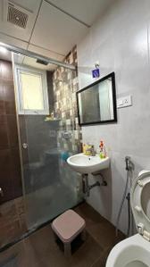 Bathroom Image of 1469 Sq.ft 3 BHK Apartment / Flat for sale in Navins Starwood Towers 2, Medavakkam Chennai for Rs. 13900000