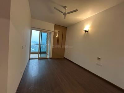 Bedroom Image of 1305 Sq.ft 2 BHK Apartment / Flat for rent in Supertech Supernova, Sector 94 Noida for Rs. 48000
