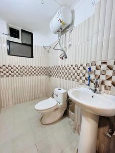 Bathroom Image of 2250 Sq.ft 4 BHK Builder Floor for sale in Sector 2 Faridabad for Rs. 30000000