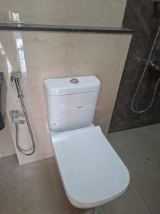 Bathroom Image of 1560 Sq.ft 3 BHK Apartment / Flat for rent in KK Nagar Chennai for Rs. 55000