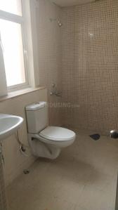 Bathroom Image of 1365 Sq.ft 3 BHK Apartment / Flat for sale in Jaypee Kosmos, Sector 134 Noida for Rs. 11900000