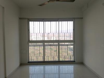 Living Room Image of 650 Sq.ft 1 BHK Apartment / Flat for rent in Kanakia Park, Kandivali East Mumbai for Rs. 31000