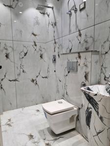 Common Bathroom Image of 800 Sq.ft 3 BHK Apartment / Flat for sale in Sewak Park New Delhi for Rs. 5800000