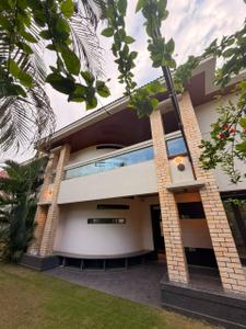 Building Image of 5500 Sq.ft 4.5 BHK Villa for sale in New Alkapuri Vadodara for Rs. 70000000