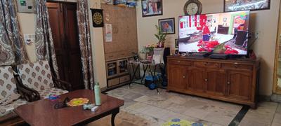 Hall Image of 2000 Sq.ft 6 BHK Duplex for sale in RWA BK Dutt Colony, BK Dutt Colony New Delhi for Rs. 17500000