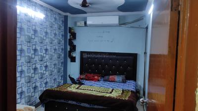 Bedroom Image of 650 Sq.ft 2 BHK Builder Floor for sale in Shahdara New Delhi for Rs. 4500000