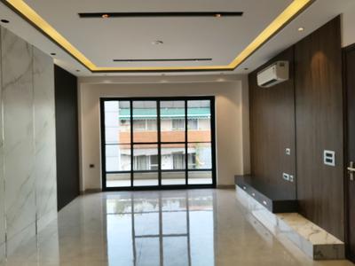 DLF City Phase 1 Living Room 4
