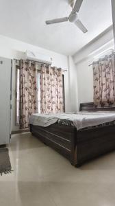 Bedroom Image of 595 Sq.ft 1 BHK Apartment / Flat for rent in Poddar Palm Enclave, Makarba Ahmedabad for Rs. 22000
