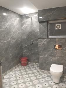 Common Bathroom Image of 1150 Sq.ft 3 BHK Apartment / Flat for sale in Vikaspuri New Delhi for Rs. 15000000