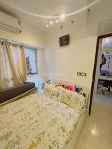 Bedroom Image of 650 Sq.ft 1 BHK Apartment / Flat for rent in Lodha Amara, Kolshet Thane for Rs. 32000