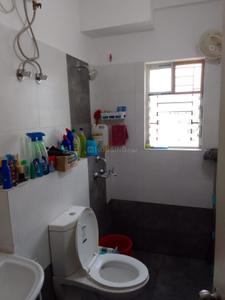 Bathroom Image of 1039 Sq.ft 3 BHK Apartment / Flat for sale in Eden Tolly Gardenia, Thakuranir Chak Kolkata for Rs. 5000000