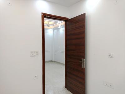 Bedroom Image of 650 Sq.ft 2 BHK Builder Floor for sale in Sector 8 Dwarka New Delhi for Rs. 10000000