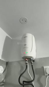 Bathroom Image of 500 Sq.ft 1 BHK Independent House for rent in Hafeezpet Hyderabad for Rs. 16000