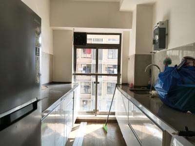 Kitchen Image of 1000 Sq.ft 2 BHK Apartment / Flat for rent in Sugee Atharva, Prabhadevi Mumbai for Rs. 120000