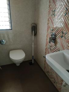 Town Swaroop Marvel Gold Common Bathroom 3